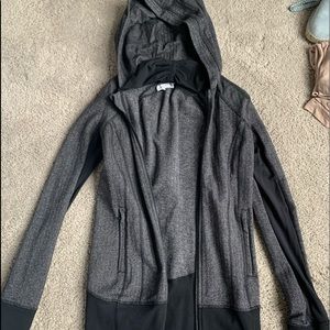 lulu jacket, worn once!!
